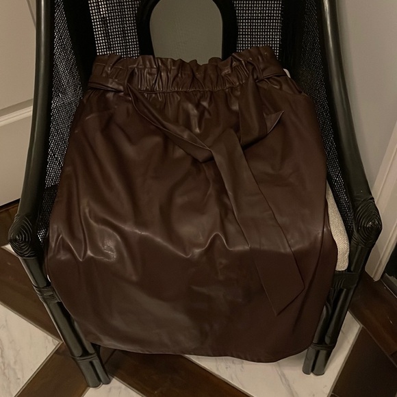 Time and Tru Dresses & Skirts - Time and Tru pleather brown skirt. Medium.